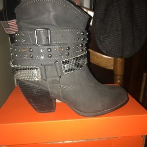 Women’s Booties
